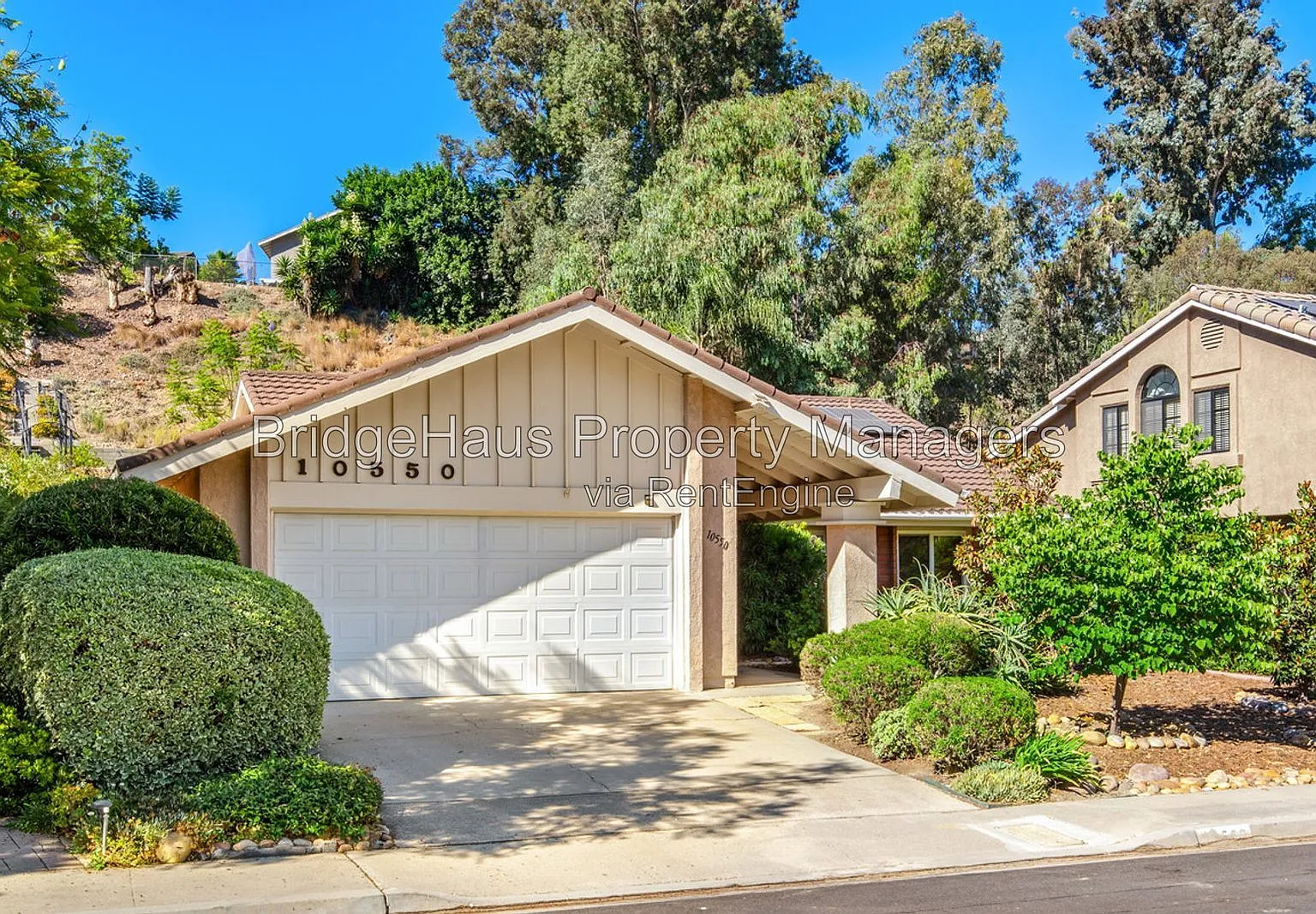3 bed, 2.0 bath, 1832 sqft, $4,400 — Photo 3