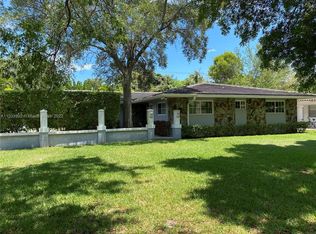 5907 Turin St #5909, Miami, FL 33146