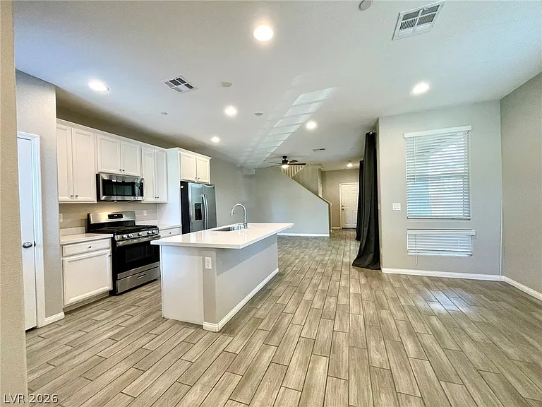 702 Cottonwood Hill Pl — Photo 8