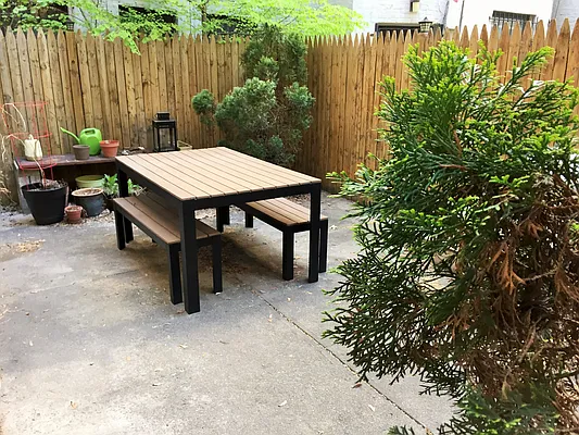 Rented by Joe Gotham LTD | media 10