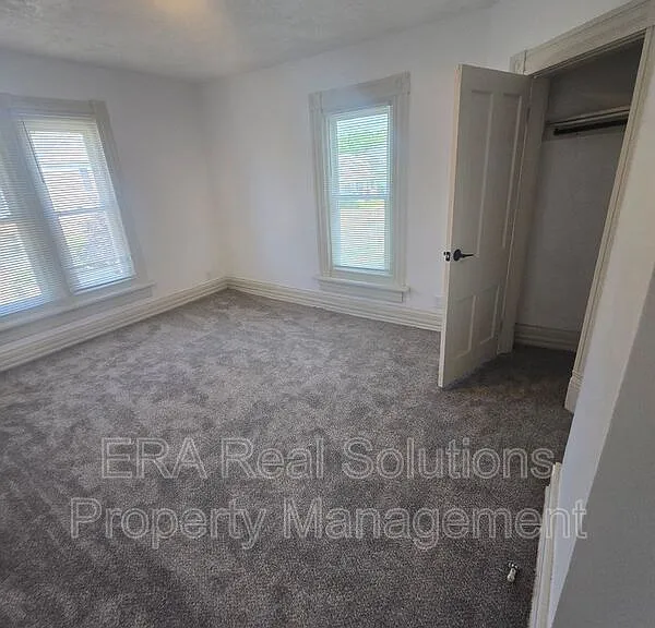 133 N Eureka Ave — Photo 12