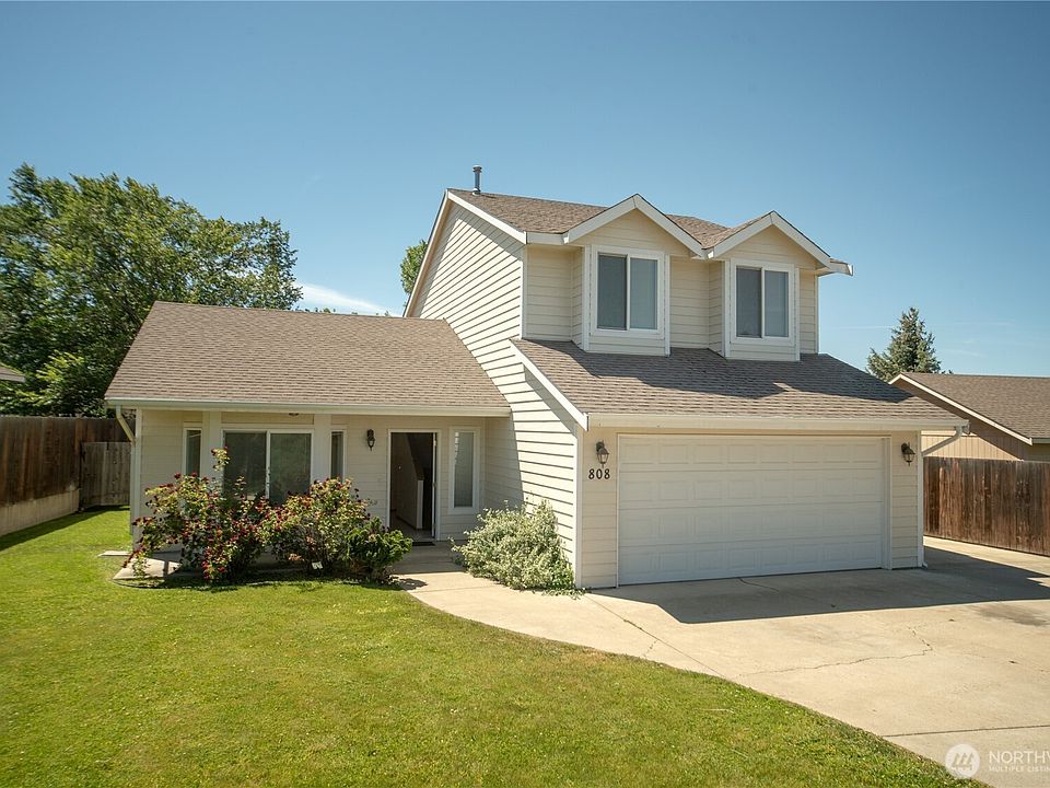 1st image of 808 Acacia Lane