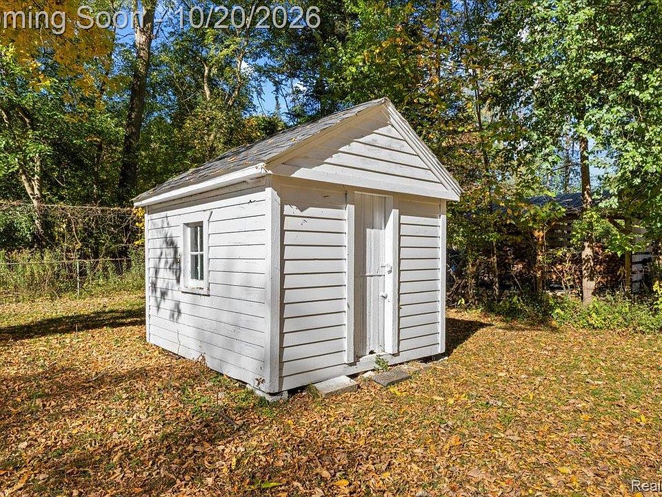 16939 Merriman Rd, photo 8