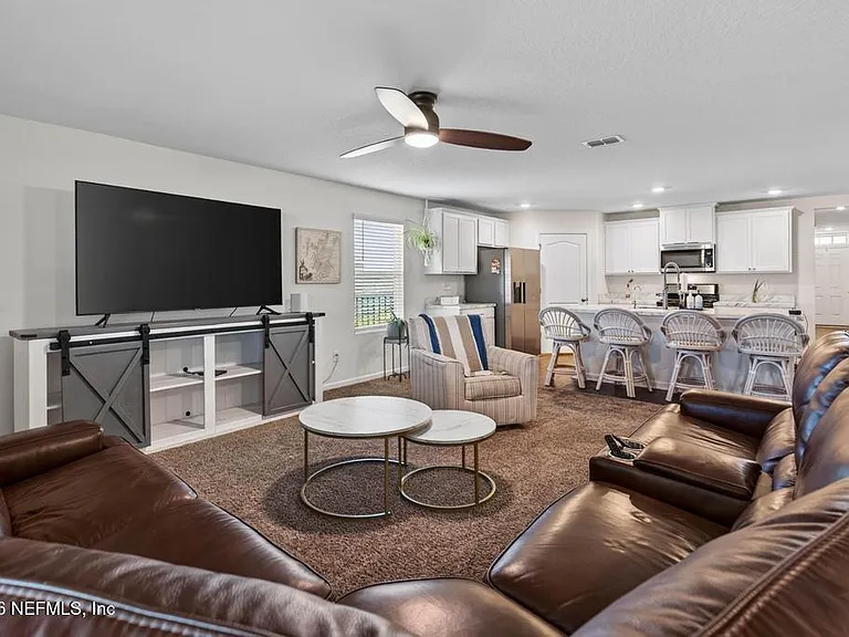 14 Jarama Cir — Photo 31