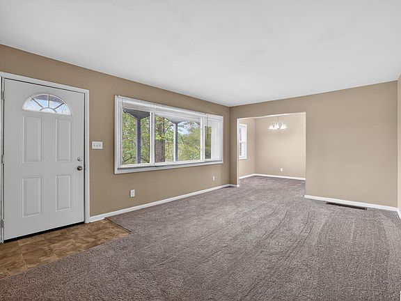 3rd image of 333 Northwood Dr