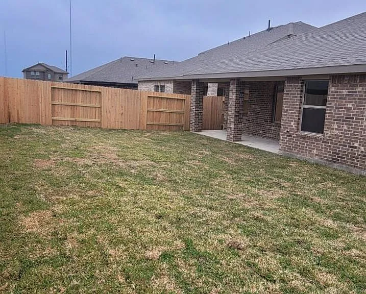 1514 Maple Ridge Dr — Photo 18