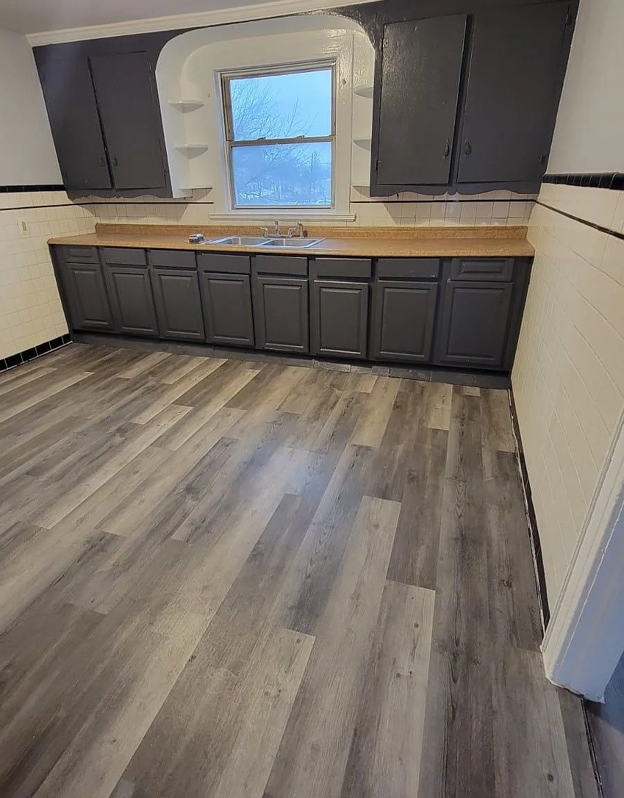 2 bed, 1300 sqft, $1,950 — Photo 3