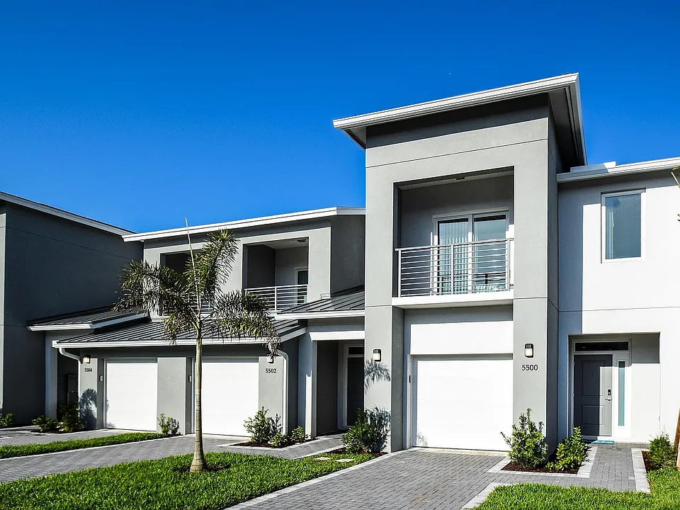Torino Lakes Rental Townhomes
