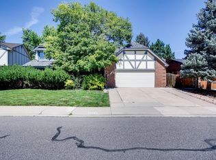 6113 S Macon Way, Englewood, CO 80111