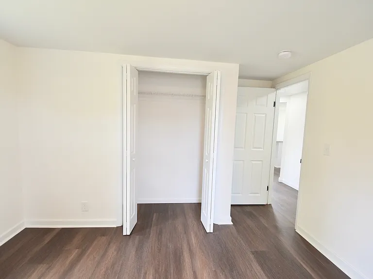10169 Locust St — Photo 17