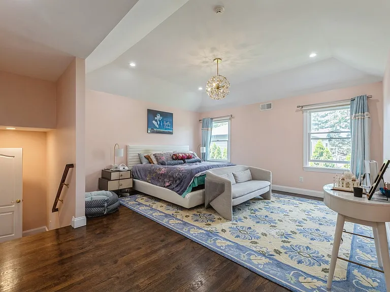 107 Hudson Ave #107 — Photo 27