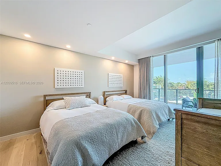 350 Ocean Dr #305N — Photo 21