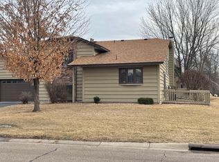 15165 40th Ave N, Plymouth, MN 55446
