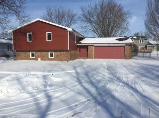34 Chatsford Ct, Bloomington, IL