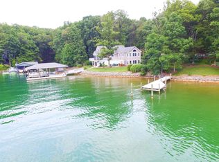 1129 Sigh N Pine Rd, Huddleston, VA 24104