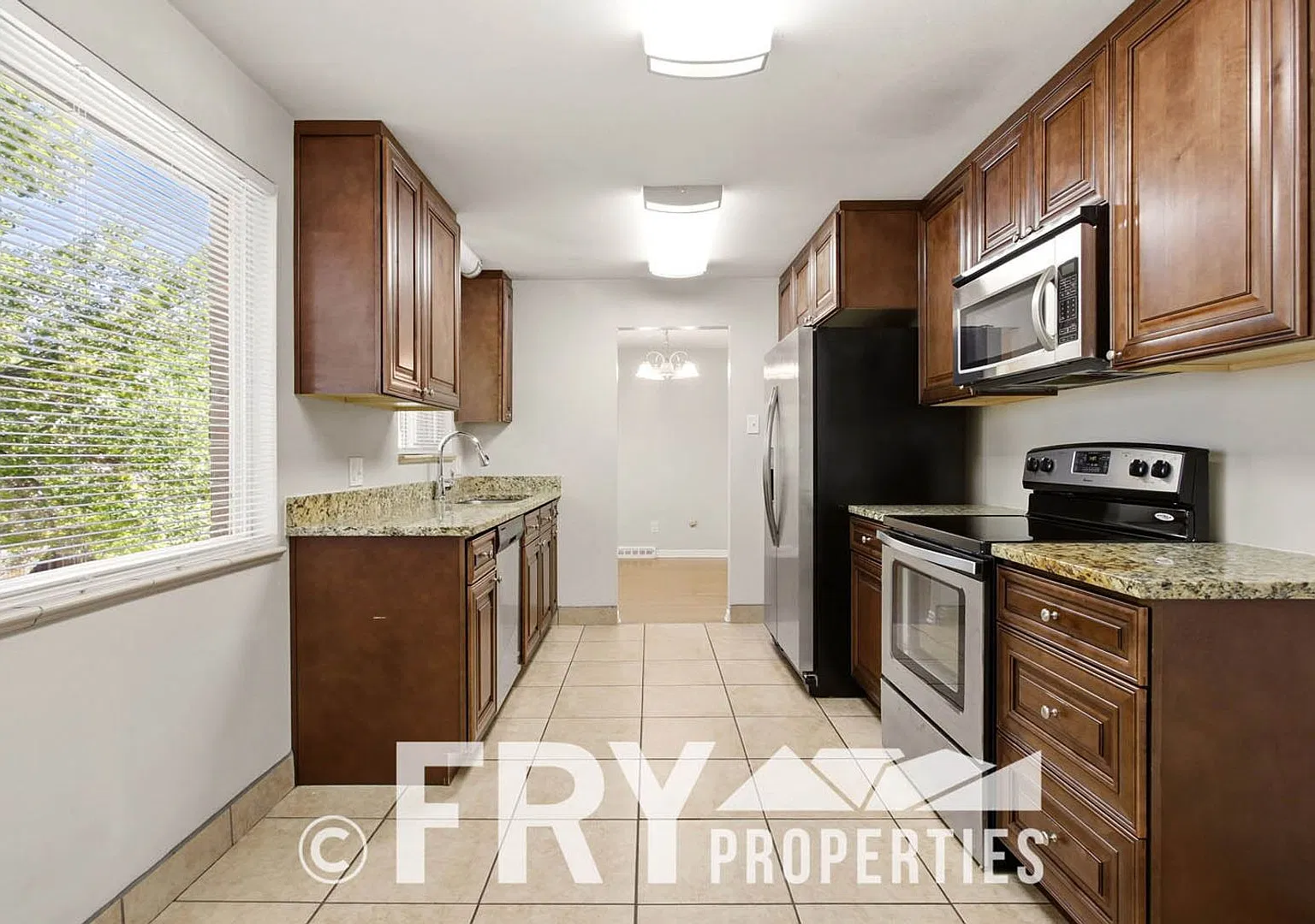 Newly Remodeled 3 Bed/2.5 Bath Duplex in Wheat Ridge — Photo 4