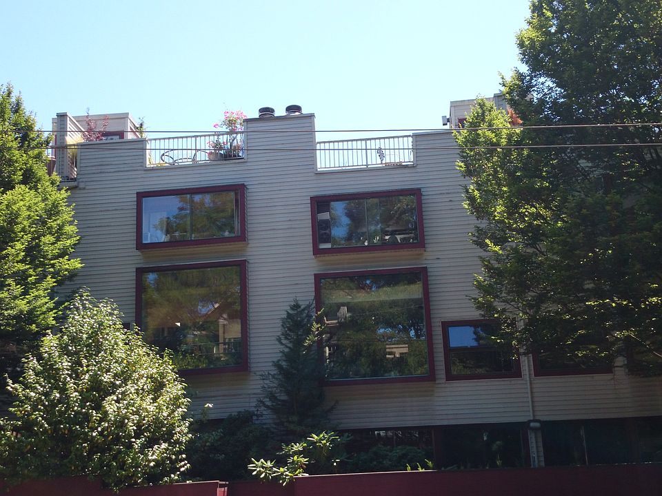 1st image of 1111 E John St 7 #7