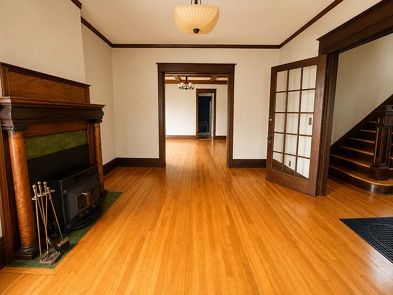 3232 Summit St — Photo 8