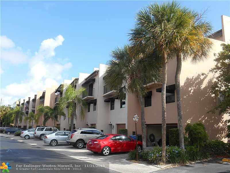 1st image of 3000 NE 8th Ter APT B3