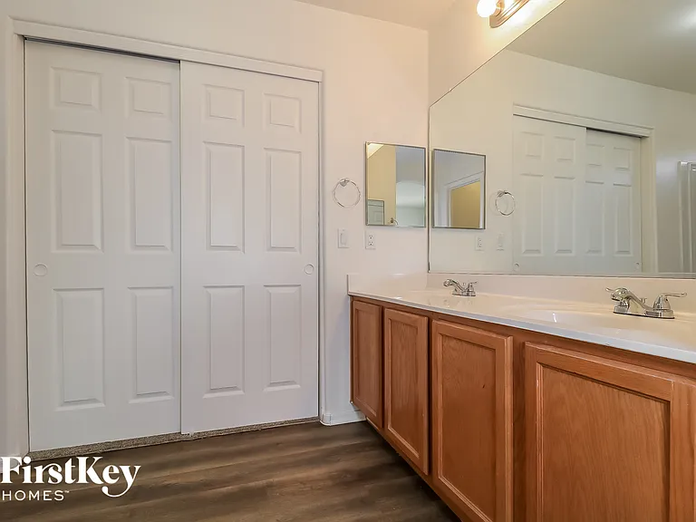 22031 W Solano Dr — Photo 13