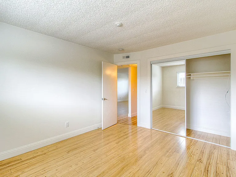 1532 Atlanta Ct #7 — Photo 15
