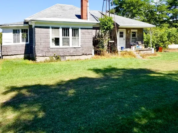 3858 N 72nd Ave, Hart, MI 49420