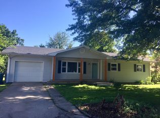 114 Palmer Dr, Monett, MO 65708