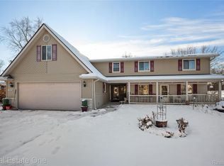 369 Muskoka, Commerce Township, MI 48382