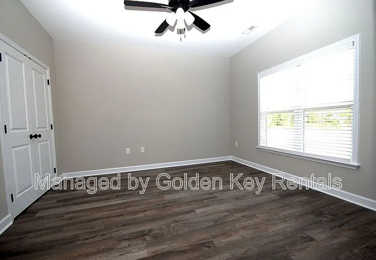 428 S Center St — Photo 5