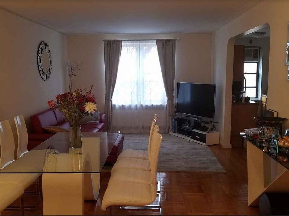 2nd image of 10850 71st Ave APT 2H