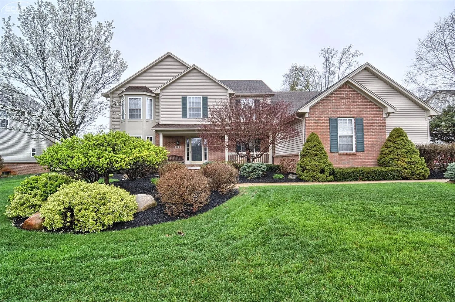 723 Scott Dr photo 1