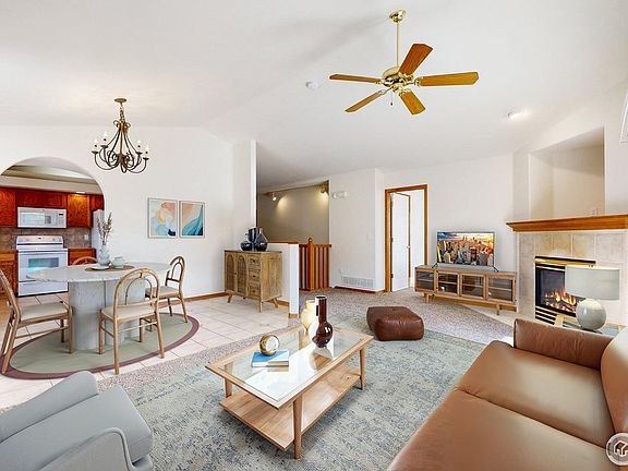 4th image of 398 Blue Azurite Ave