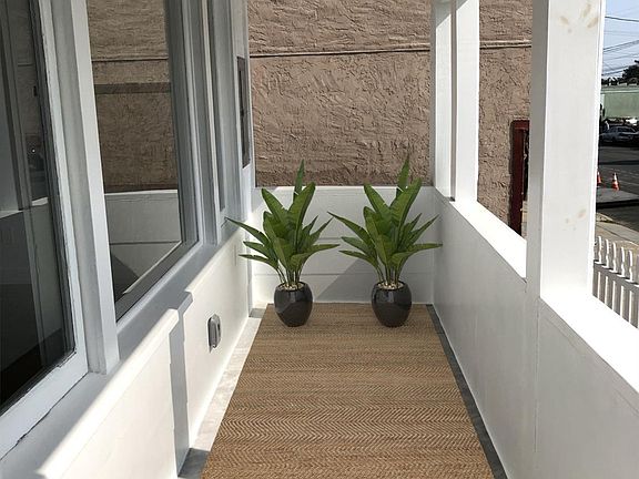 2nd image of 1334 Revere Ave