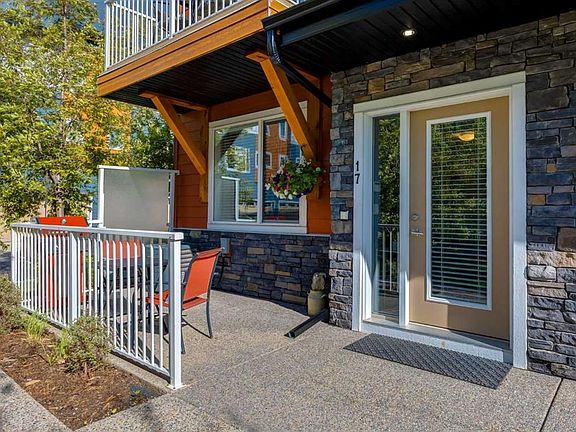 3rd image of 111 N Rainbow Falls Gate #17