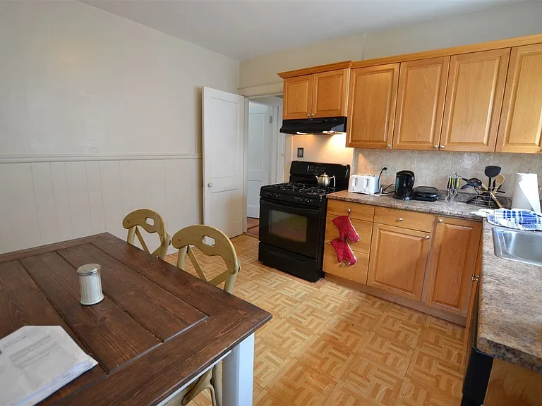 18 Hunnewell Ave #2 — Photo 9
