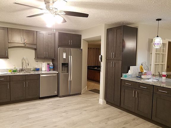 Brand new kitchen!
