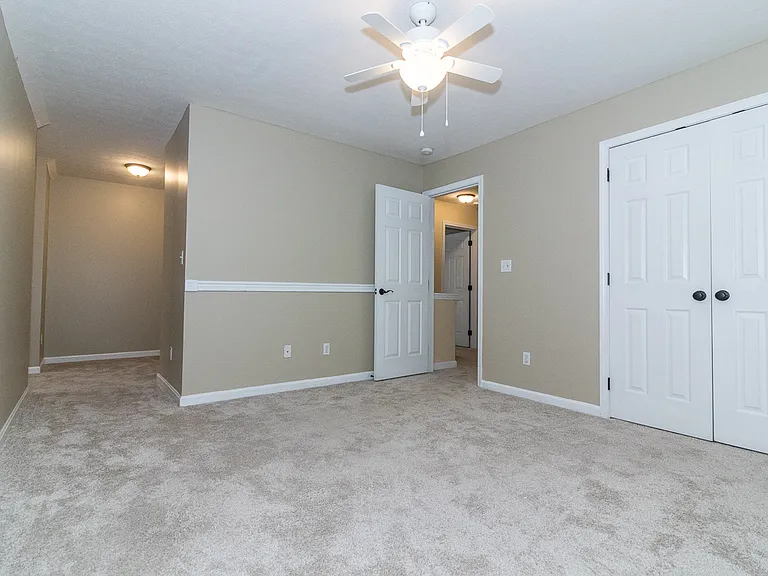 212 Applewood Ln — Photo 24