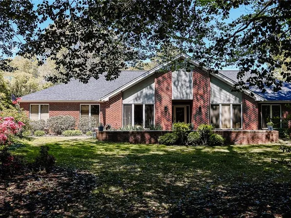 4052 Bridgehampton Ln, Virginia Beach, VA 23455