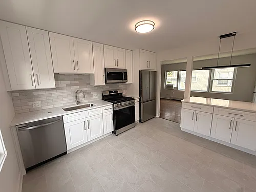 2316 N Harlem Ave #2E Photo 1
