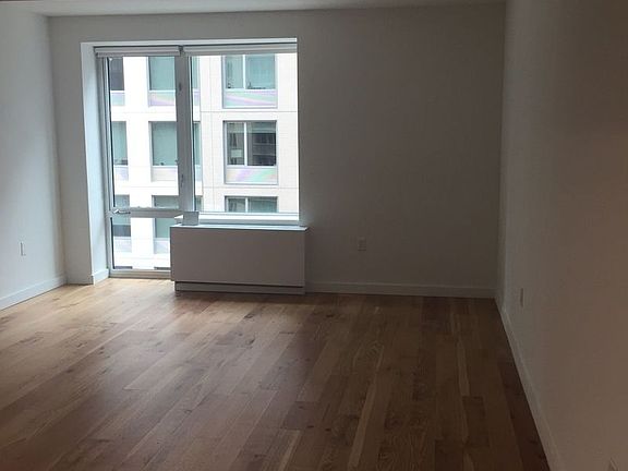 3rd image of 4129 24th St APT 5C