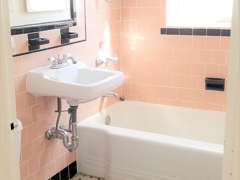 14 Ware St #33 — Photo 6