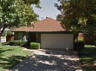 601 Cross Ridge Cir N, Fort Worth, TX 76120