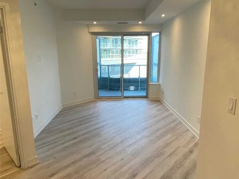 621 Sheppard Ave E #303 — Photo 3