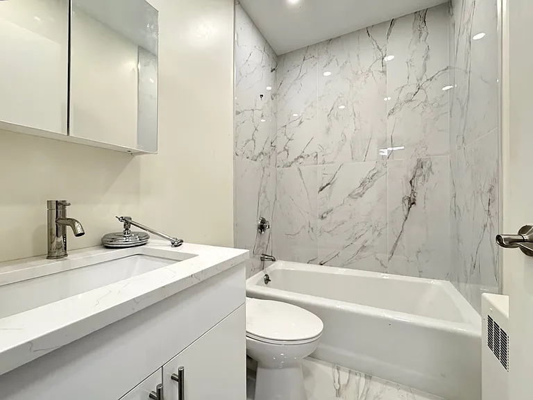 3111 Ocean Pkwy #2H — Photo 6