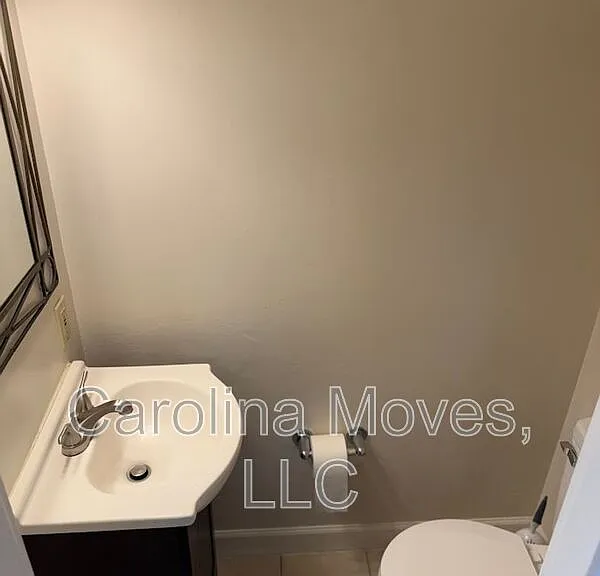 2530 E North St #15-E — Photo 10