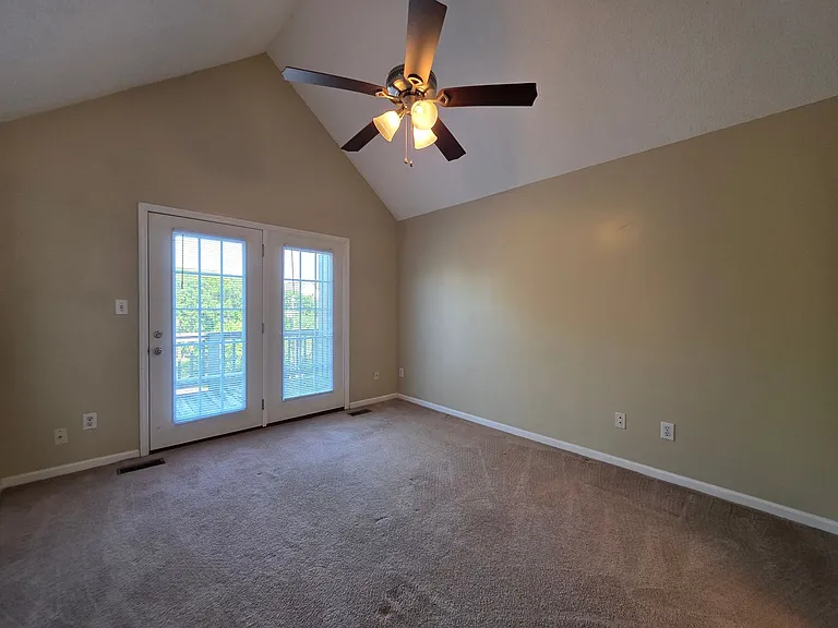 113 Craig Dr #B — Photo 12