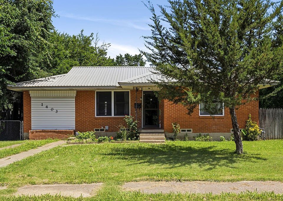 1st image of 1403 Segundo Dr