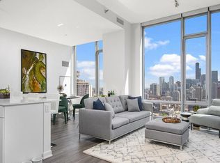 163 W Division St APT 205, Chicago, IL 60610