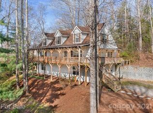 5 Gollum Dr, Fairview, NC 28730