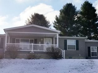 328 Indigo Ln, Somerset, PA 15501